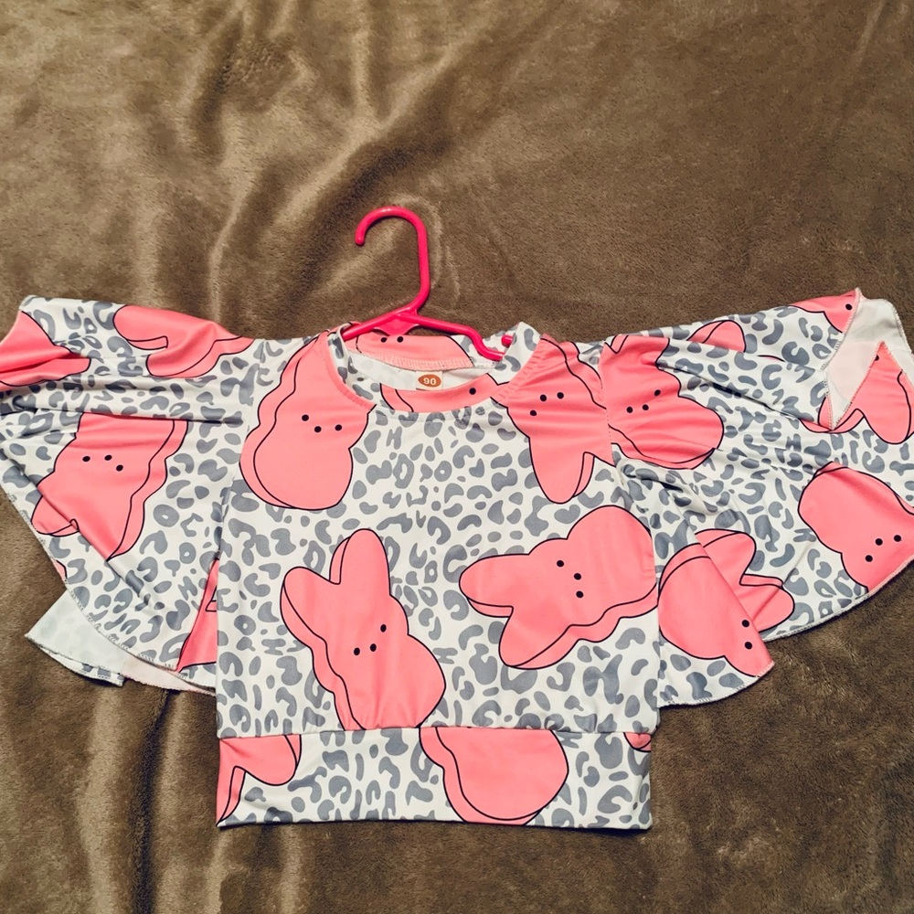 Easter peeps top